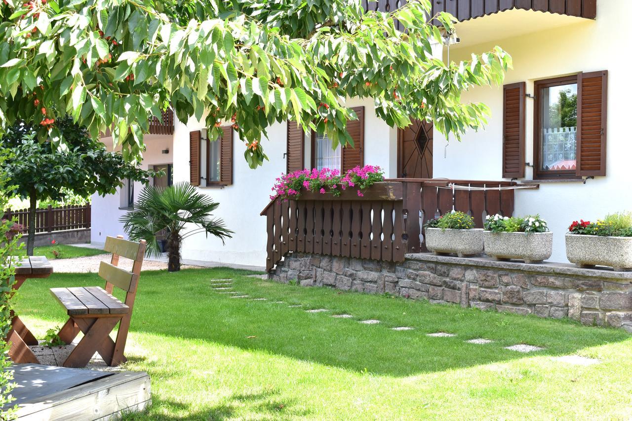 Ferienwohnung Pippohof Апиано сула Страда дел Вино Екстериор снимка